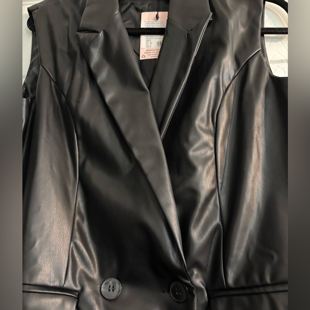 Double Breasted Leather Vest - Picture 3 of 4